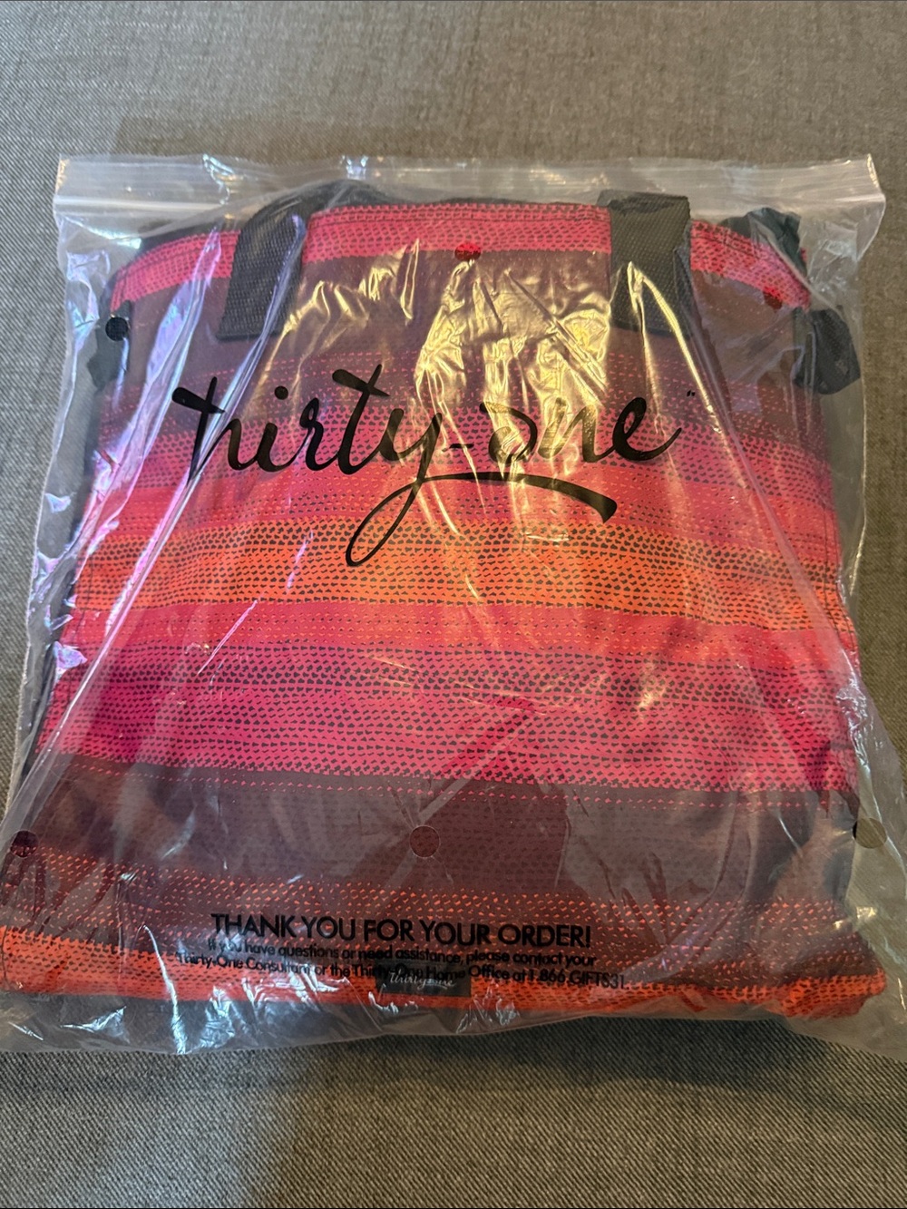 Thirty One Bleacher Blanket- Ombré Stripe